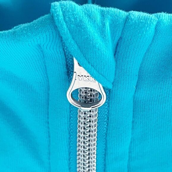 Lululemon Blue Nice Asana Brushed Surge Jacket Sweatshirt Size 4 - Picture 10 of 15